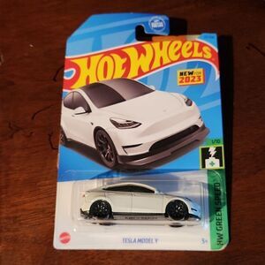 Hot Wheels Tesla Model Y Car 2021 NIP